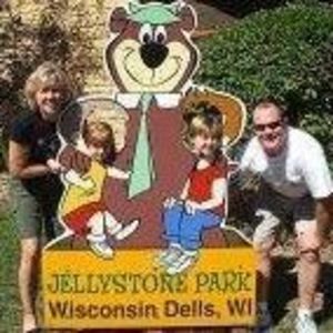 Meet your Posher, Kay